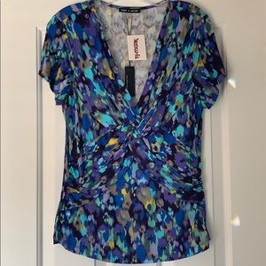 NWT knot front top